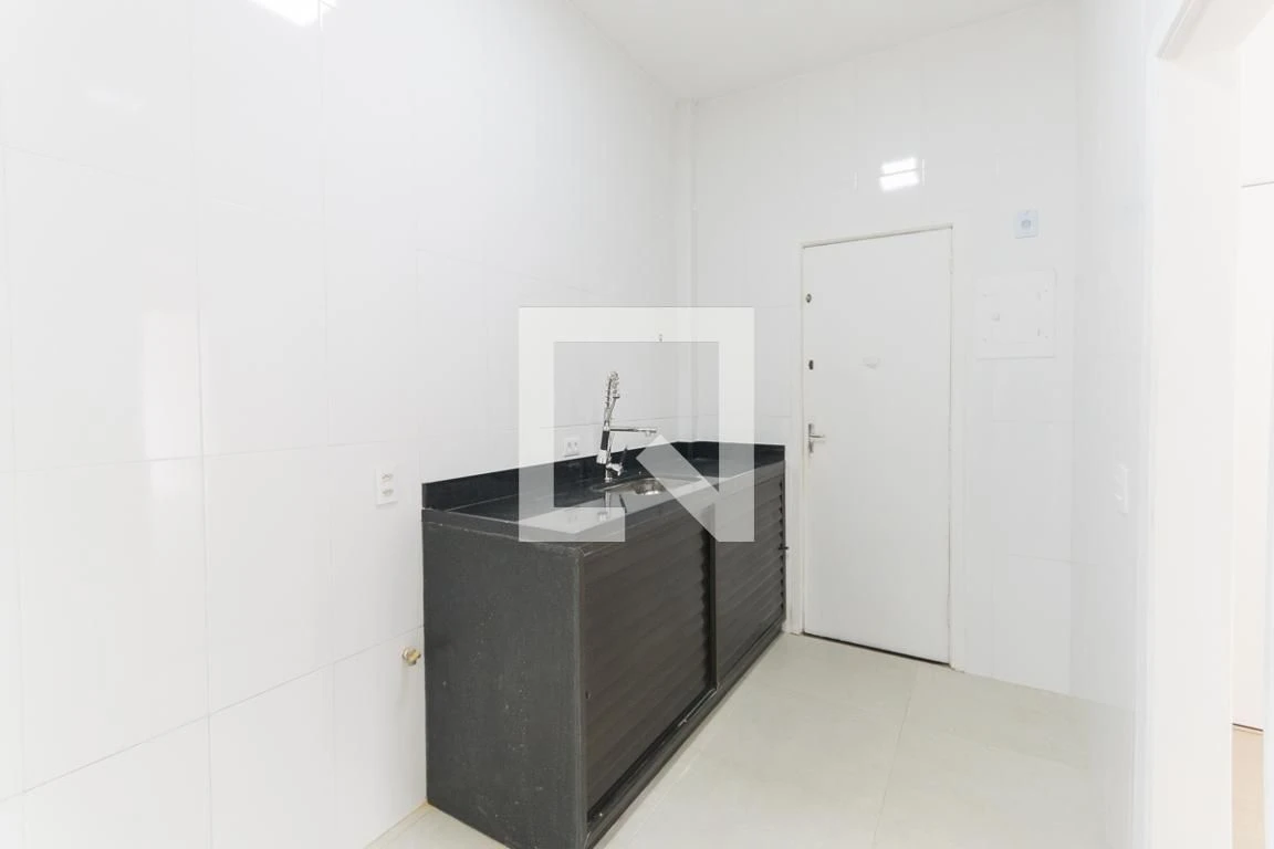 Apartamento de 2 quartos com varanda envidraçada — photo 18