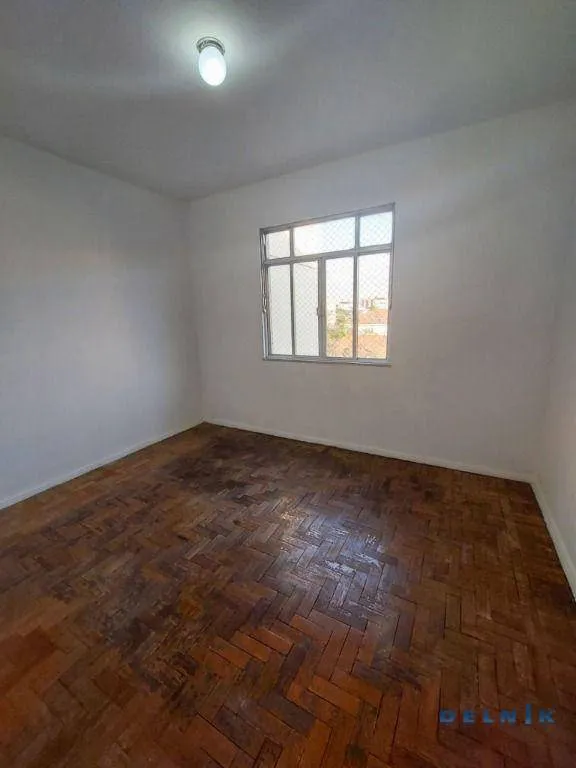 Apartment, 62 m², with wood or laminate floors — photo 5