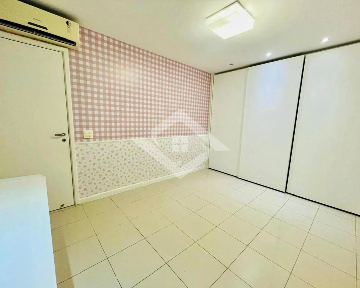 Apartamento, 99 m², com closet — photo 12