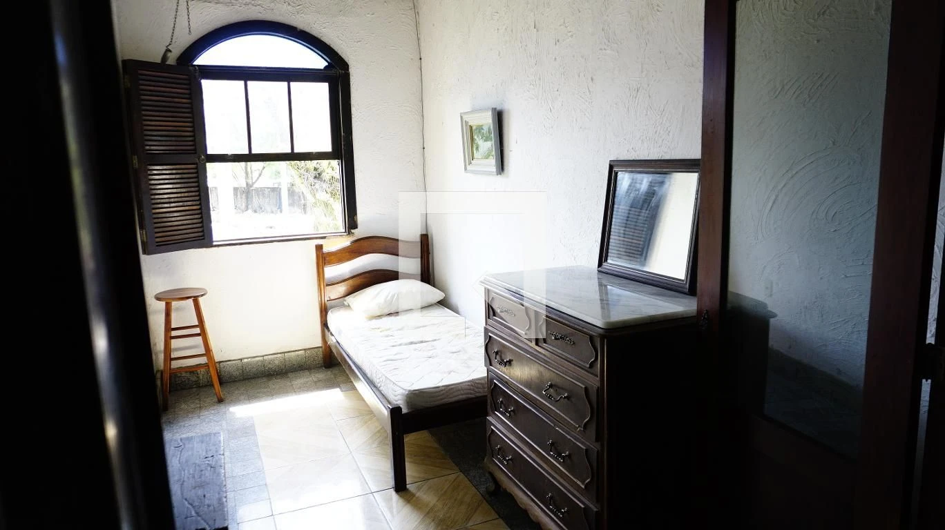 Apartamento amueblado de 2 dormitorios con balcón — photo 5