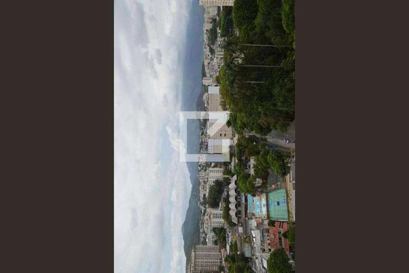 Rental apartment with 3 bedrooms and a balcony — photo 26