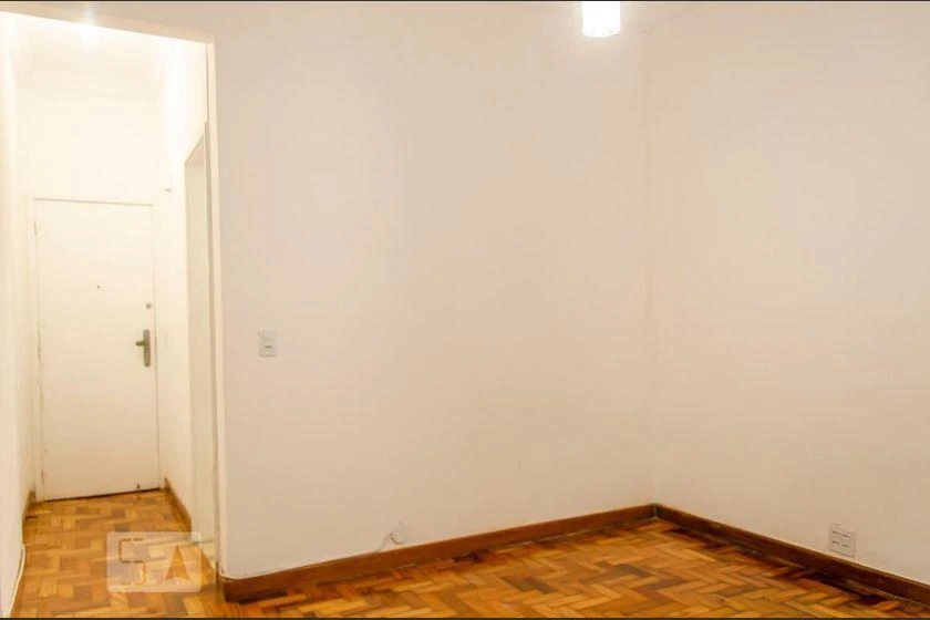1 quarto e piso de madeira ou laminado: apartamento de 56 m² — photo 12