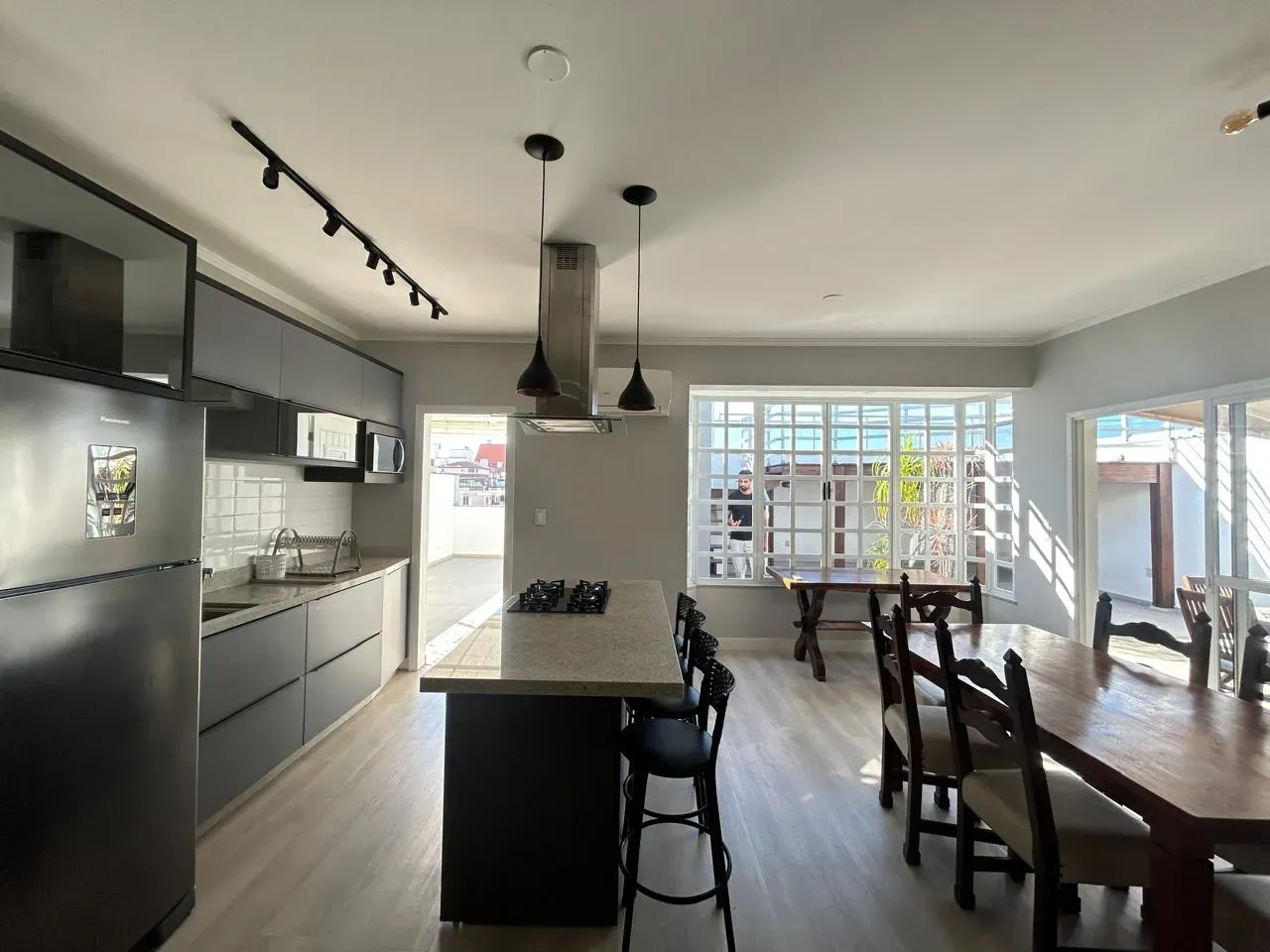 Меблированная квартира 192 м² с 3 спальнями и террасой