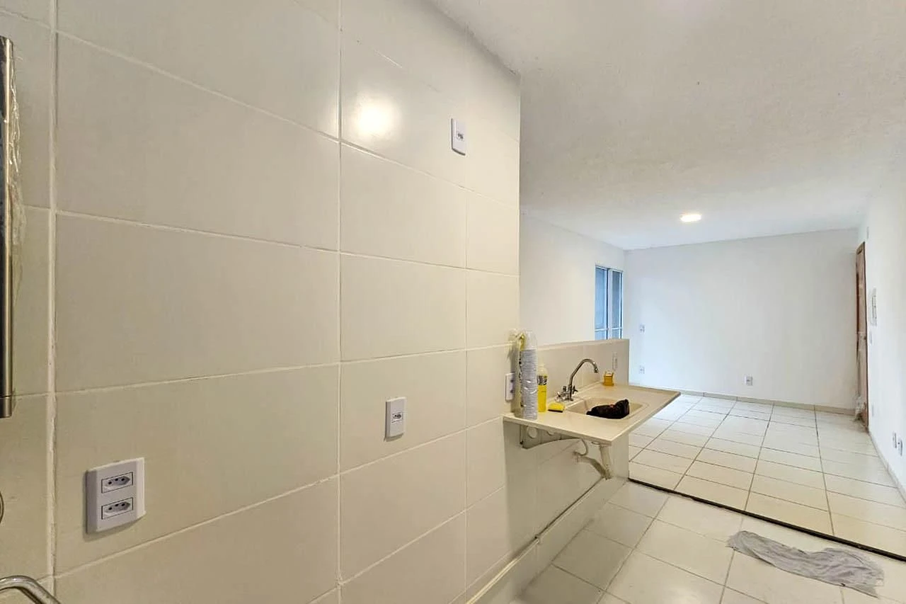 Apartamento de 2 quartos em condomínio com piscina — photo 54