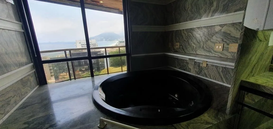 Furnished apartment with 3 bedrooms and 4 parking spots — photo 9