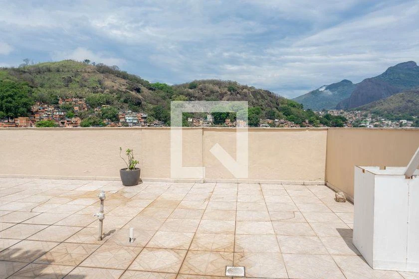 Furnished apartment, 504 m², with a mountain view — photo 37