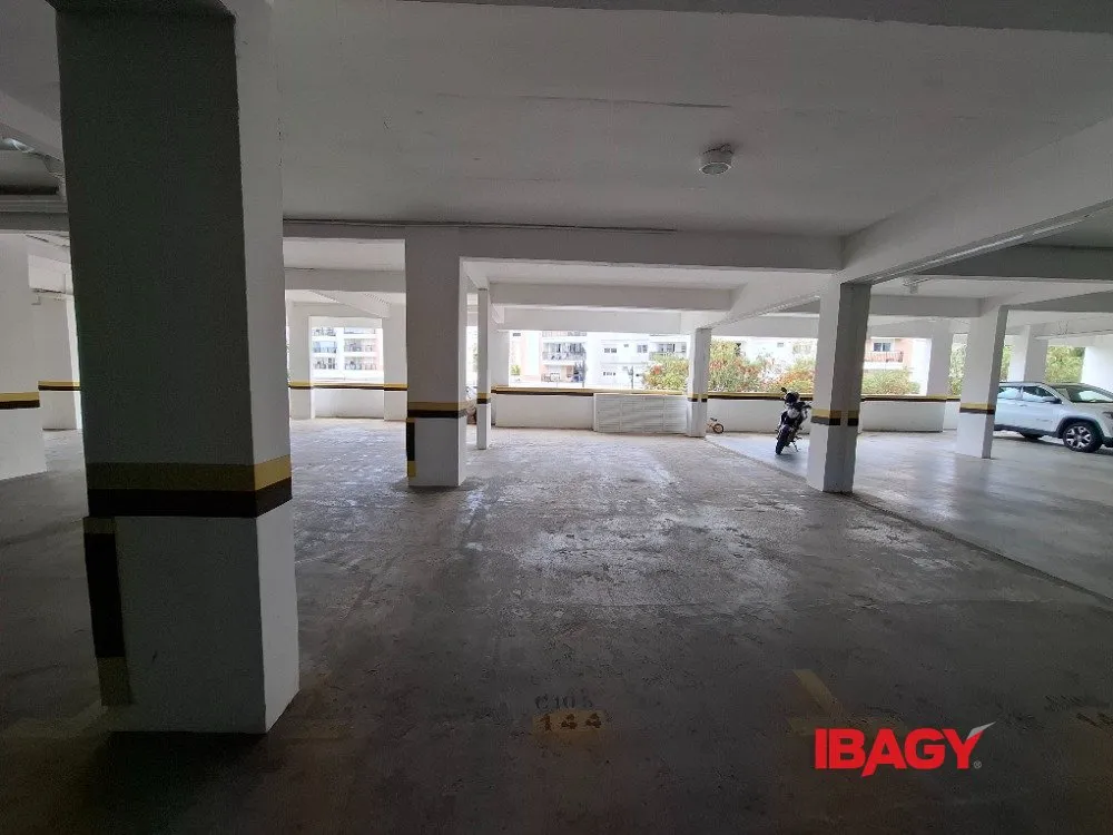 Apartment with 2 en-suite bedrooms, 243 m² and 1 space — photo 19