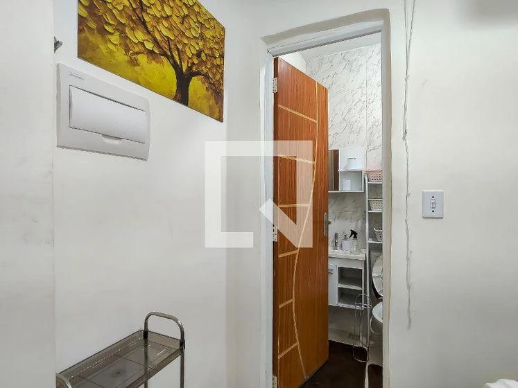 2-bedroom apartment with a washing machine — photo 24