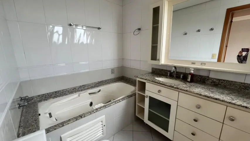 Apartment, 138 m², with a bathtub — photo 19