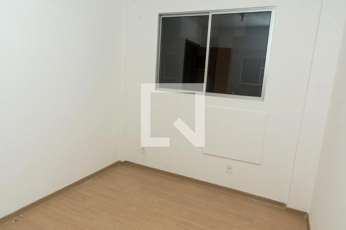 2-bedroom apartment in a building with a gym — photo 4