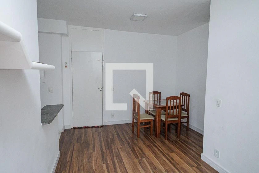 2-bedroom apartment with laundry area and balcony — photo 15
