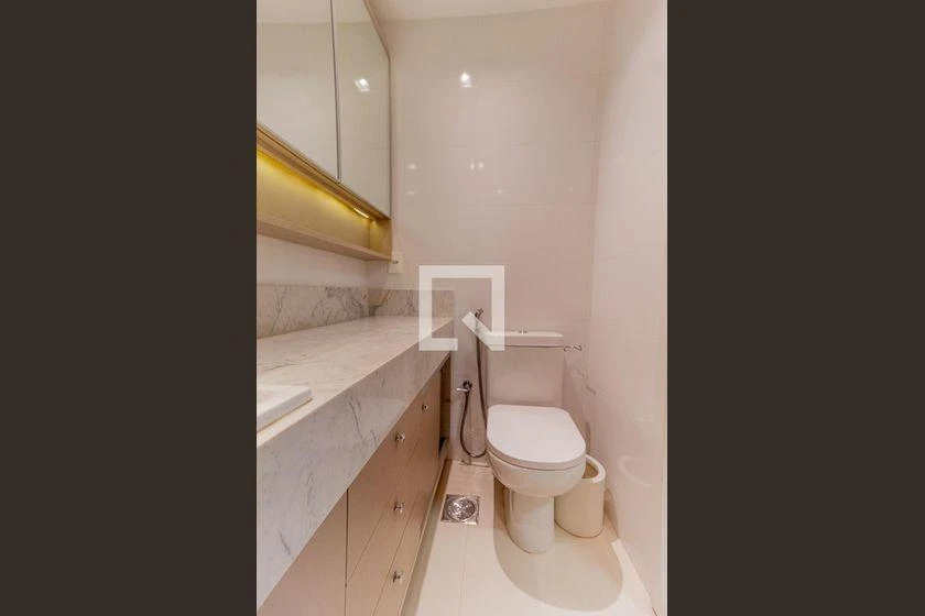 110 m² apartment with enclosed balcony and 3 bedrooms — photo 43