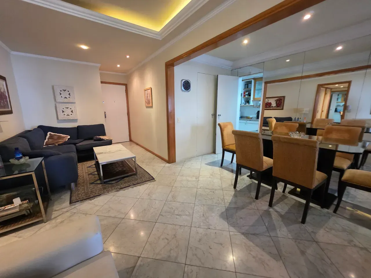 Furnished 2-bedroom apartment with 3 bathrooms — photo 14