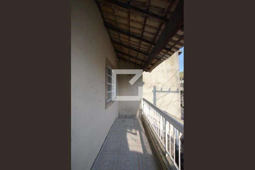 70 m² apartment with 2 bedrooms and a balcony — photo 2