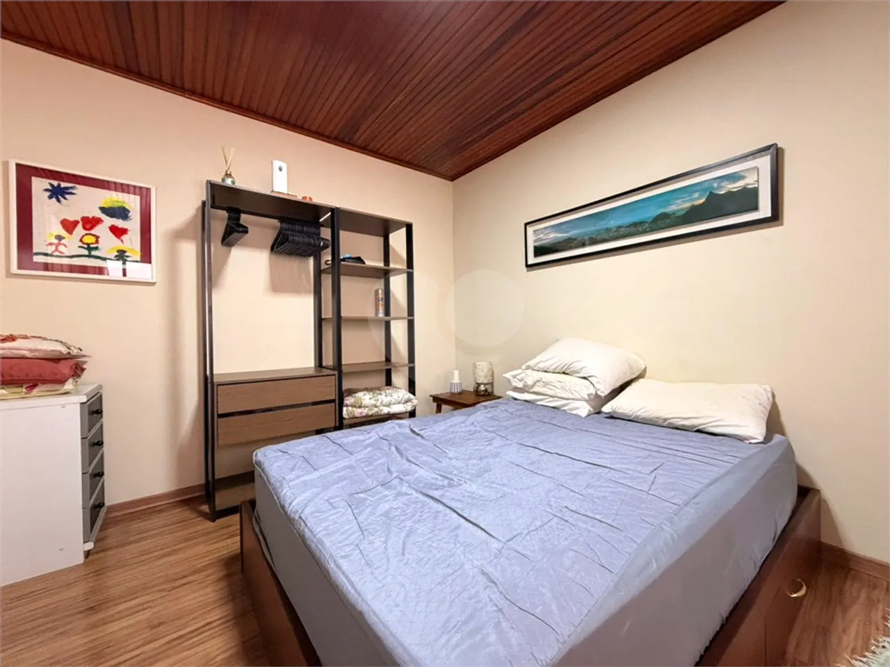 Casa com 5 quartos e 5 banheiros, varanda e janelas amplas — photo 12