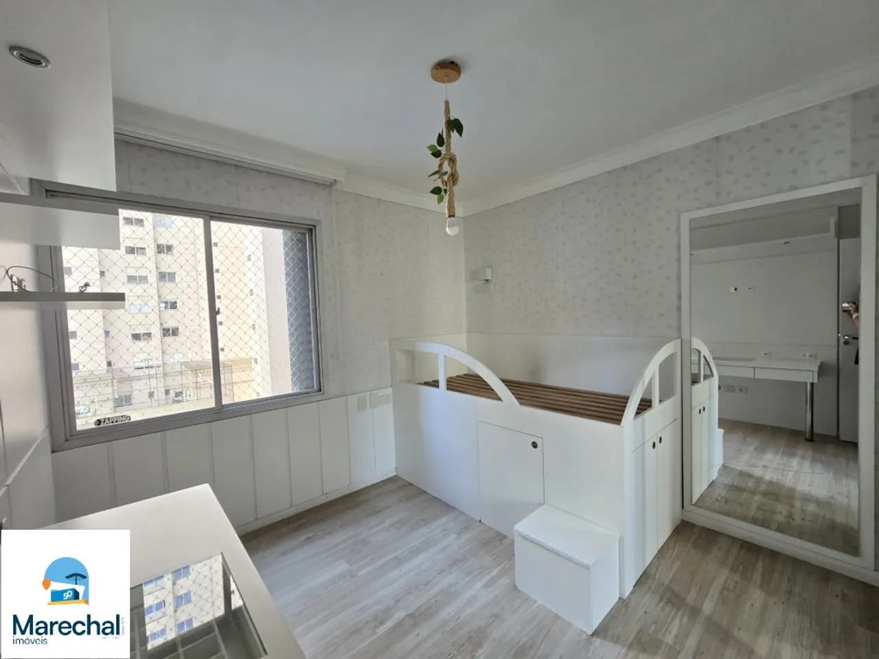 146 m² apartment with 3 bedrooms and 4 bathrooms — photo 10