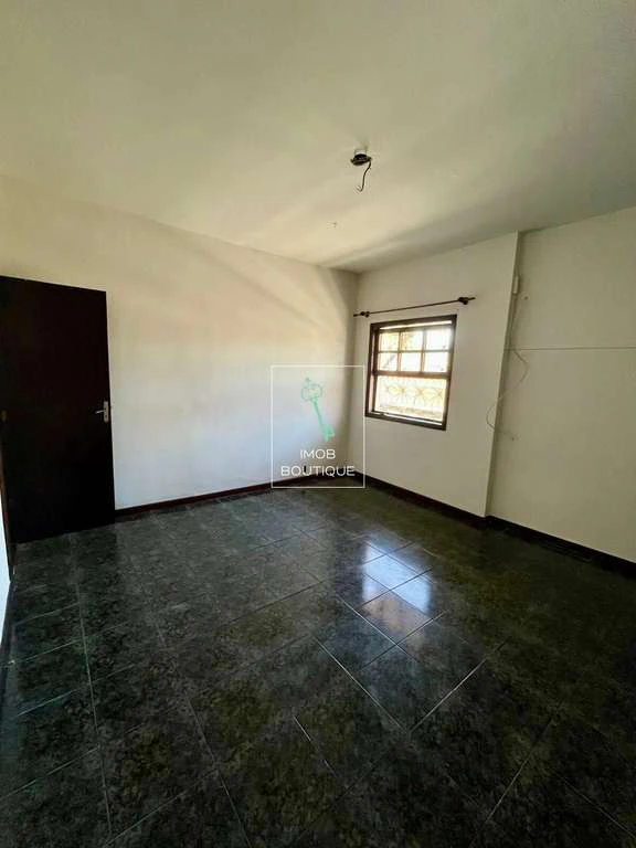 Casa de 5 dormitorios y 321 m² con oficina en casa — photo 11