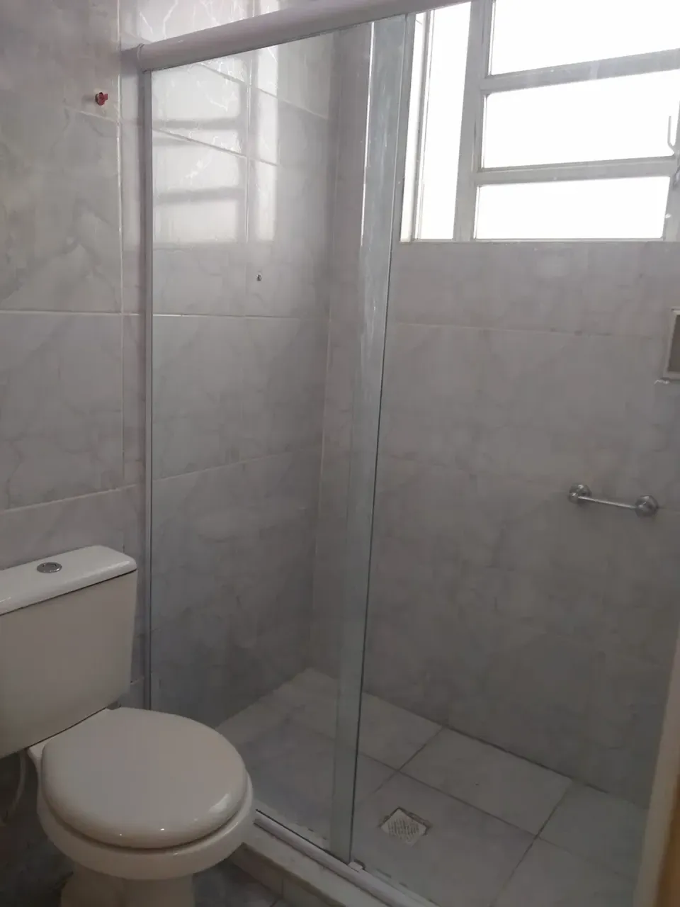 1-bedroom apartment with a separate kitchen — photo 9