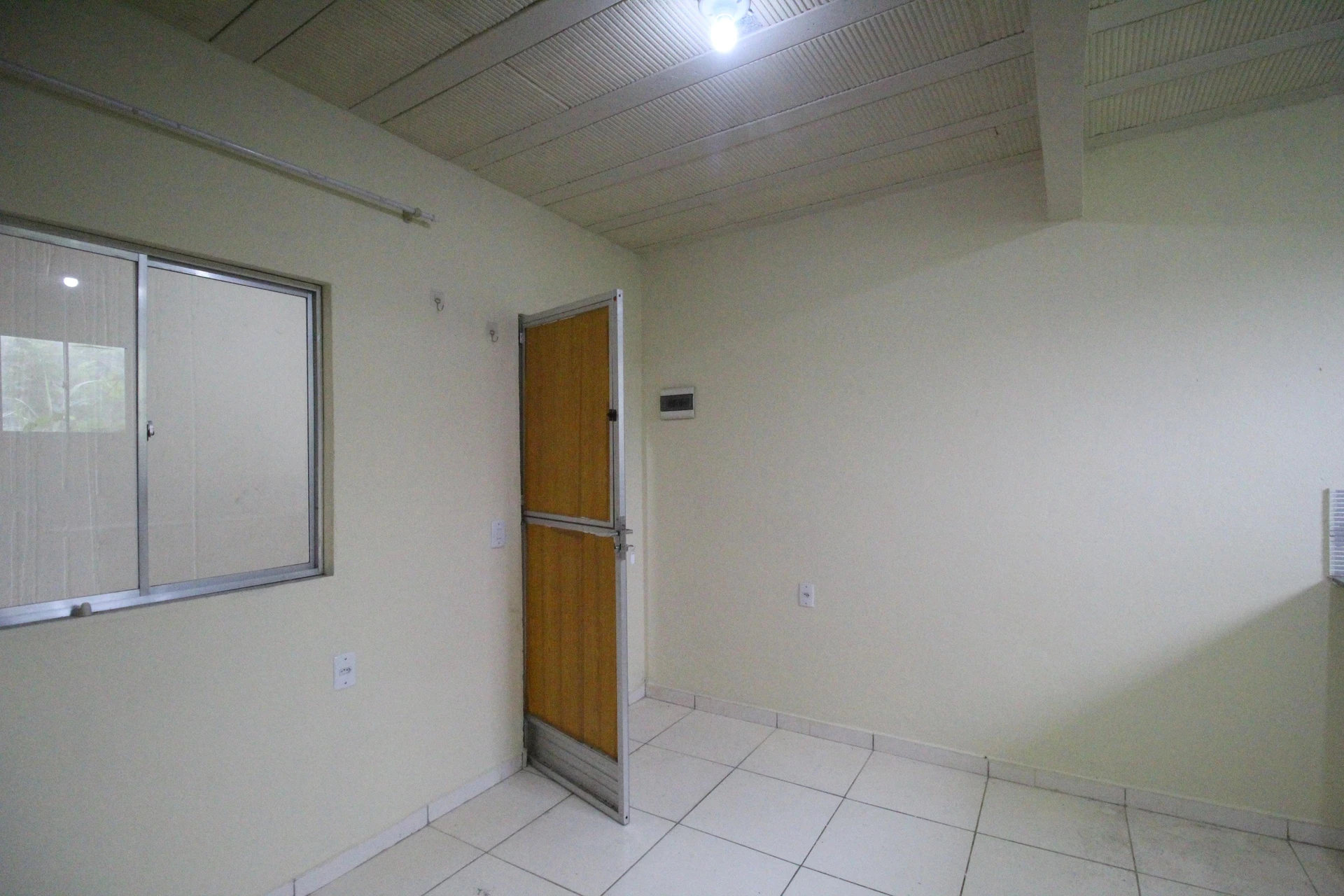 Kitnet sin amueblar con 1 suite y 1 baño — photo 8