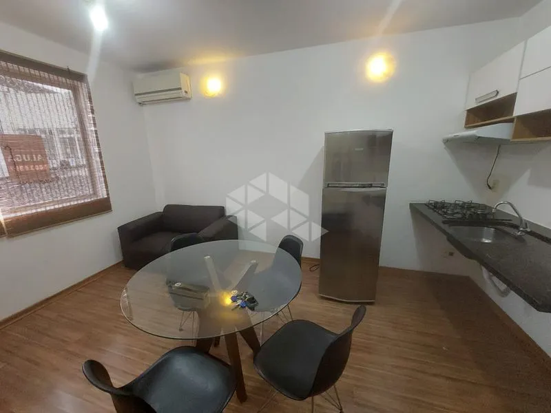 Apartamento tipo kitnet amueblado de 20 m² con cocina abierta — photo 11