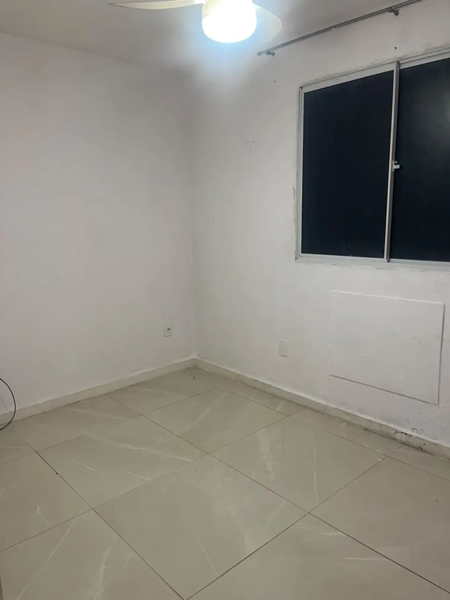 2-bedroom apartment in a building with a gym — photo 13