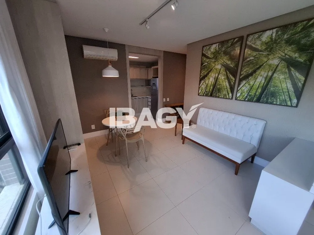 Furnished 60 m² studio with 1 parking space and balcony — photo 7