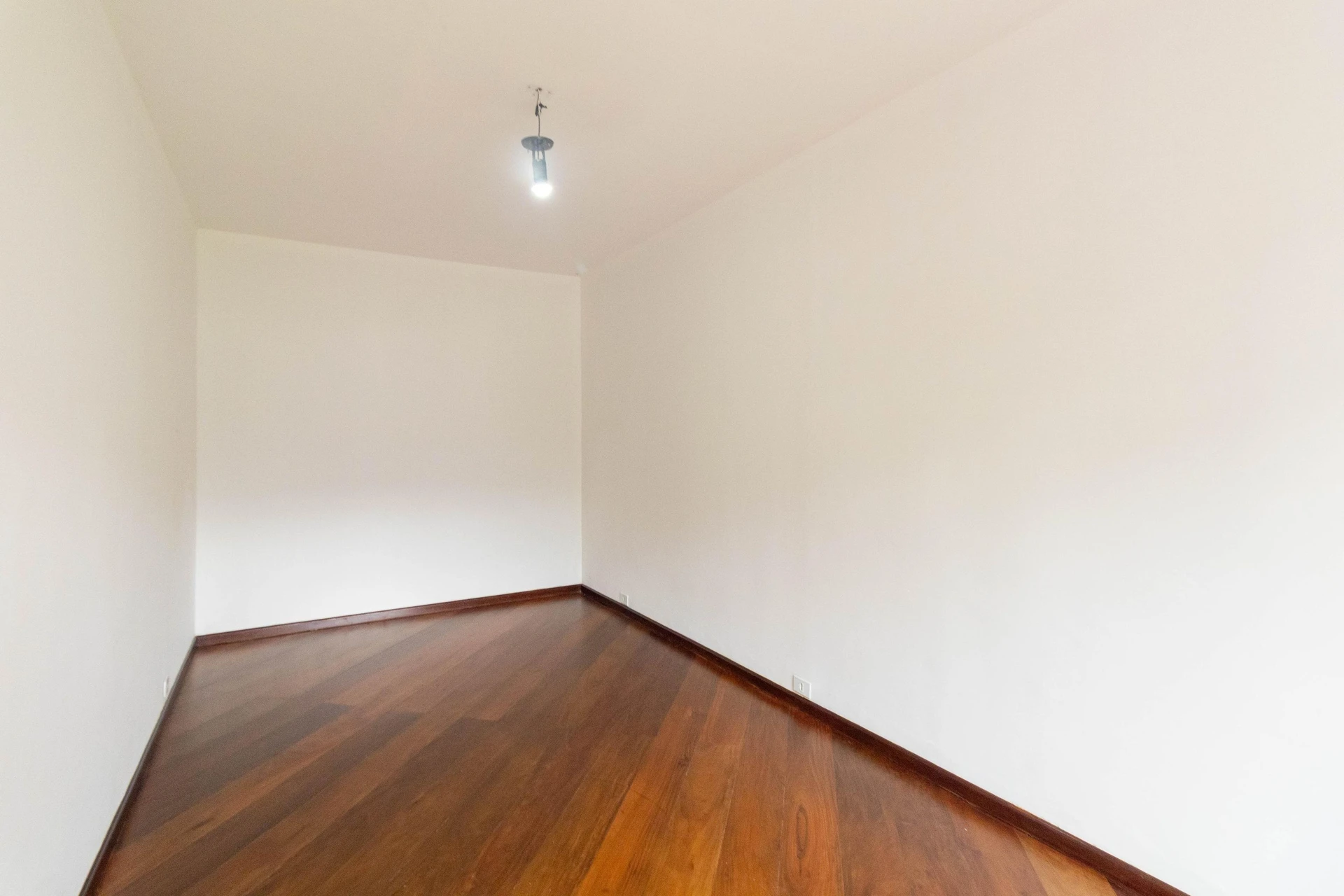House, 195 m², with floor-to-ceiling windows — photo 42