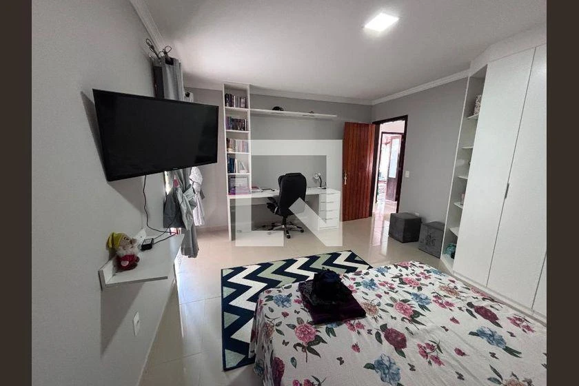 Casa sem mobília com 4 quartos e 618 m² — photo 45