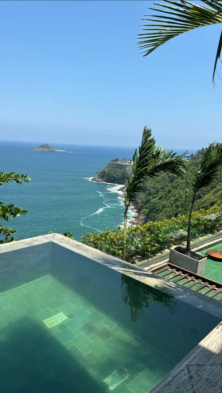 Casa amueblada con 5 dormitorios y vista desde las ventanas — photo 9