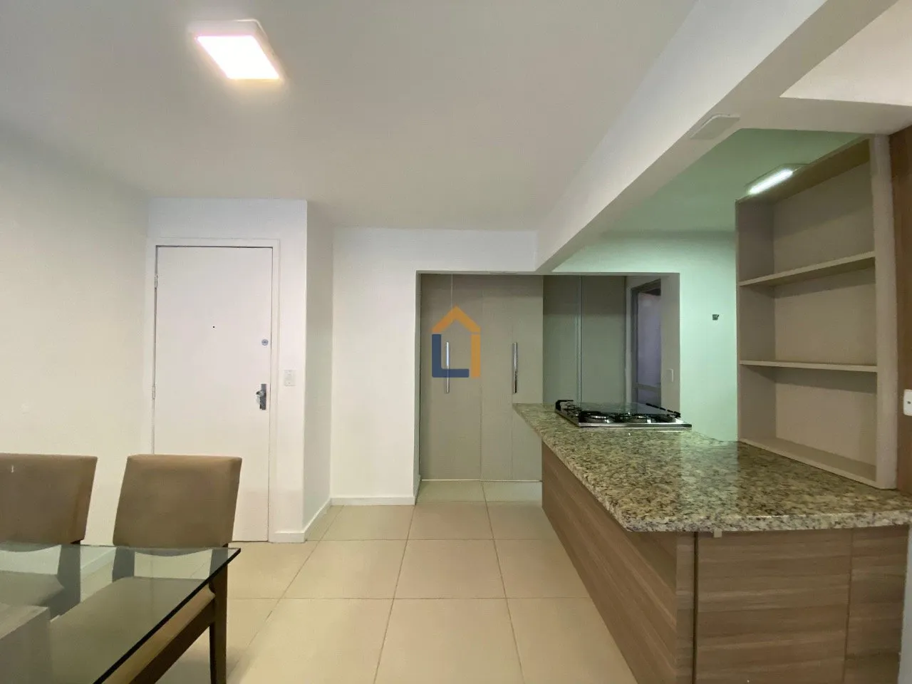 Ground-floor apartment with 2 bedrooms and integrated kitchen — photo 6