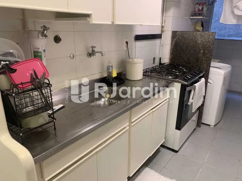Furnished 4-bedroom apartment with 4 baths, 133 m² — photo 23
