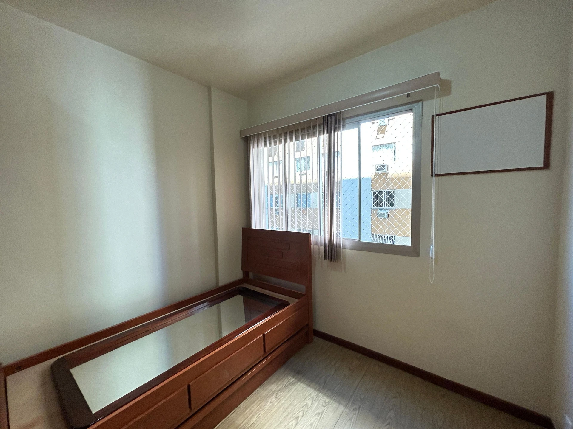 Apartamento com 3 quartos e suíte em bom estado — photo 15