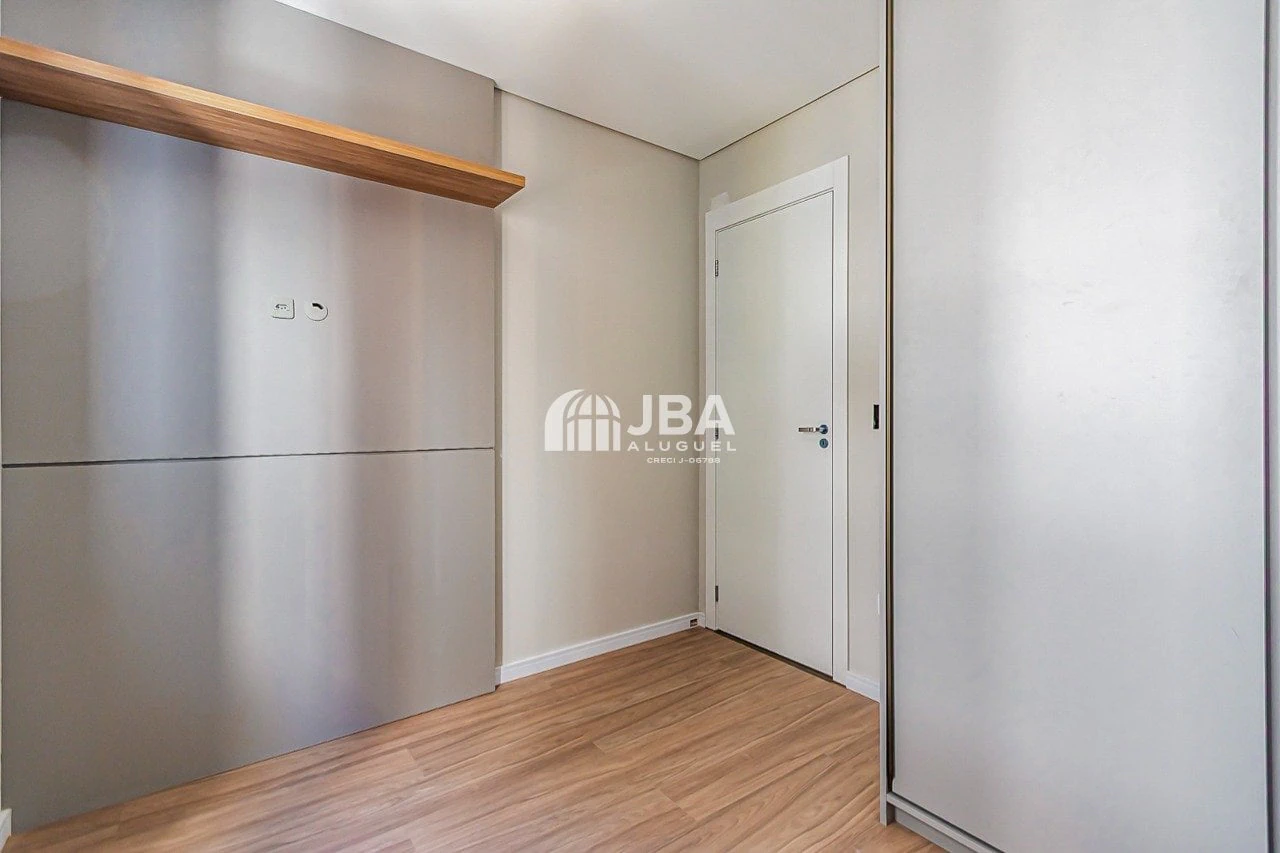3-bedroom apartment, 1 with its own bathroom, 105 m² — photo 8