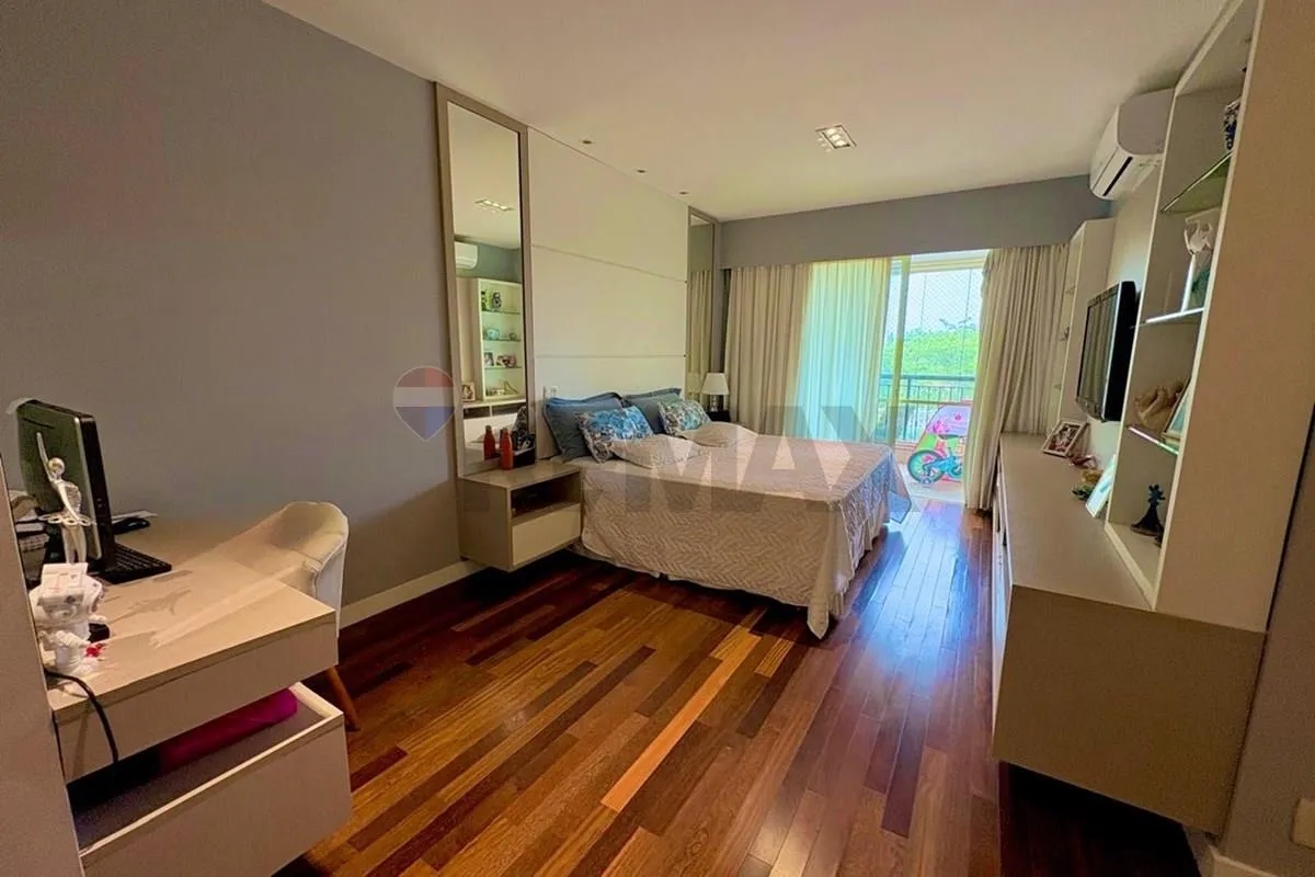 Apartamento de 315 m² com 4 dormitórios e 5 banheiros — photo 28
