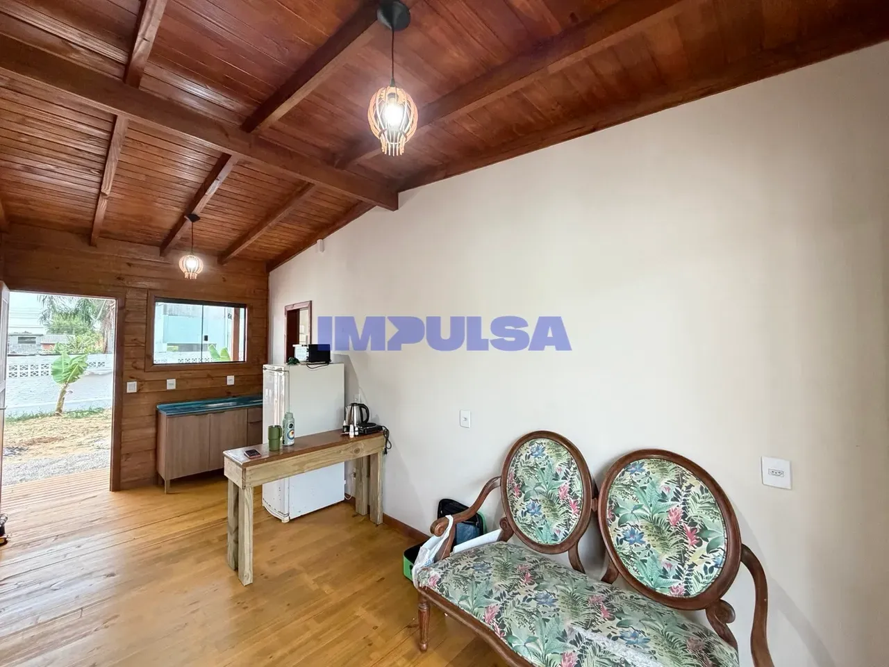 2-bedroom house with a private BBQ — photo 7