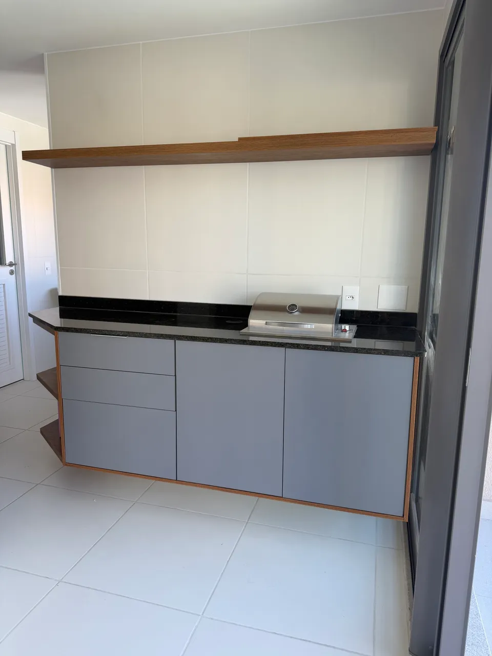 Apartamento mobiliado com 3 quartos e cozinha fechada — photo 7