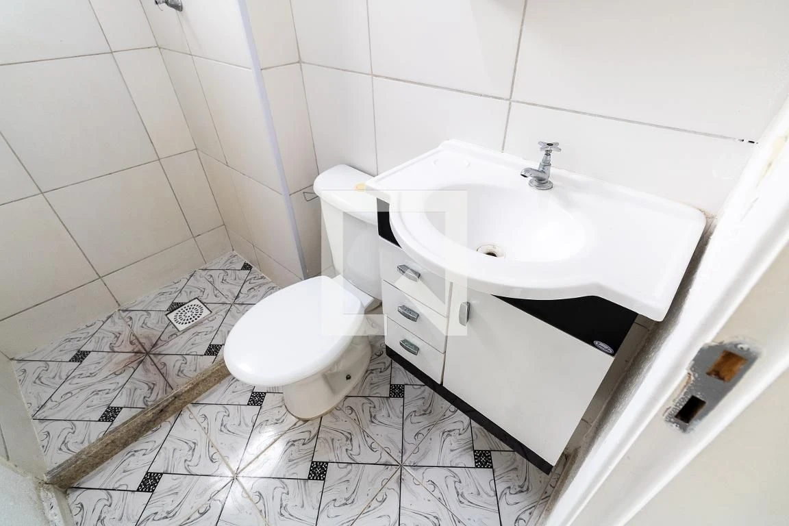 Apartamento con piso de cerámica, 2 dormitorios y 1 plaza — photo 5