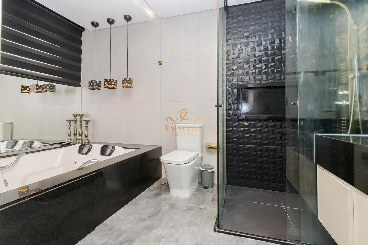 Furnished house with 4 bedrooms and 5 bathrooms in a condo — photo 22