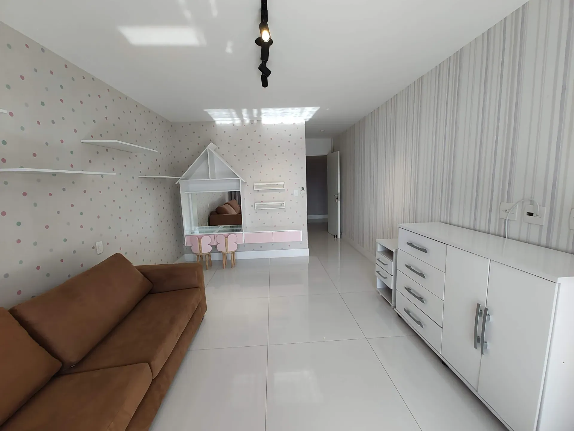 Casa mobiliada com 4 suítes e 2 vagas — photo 22