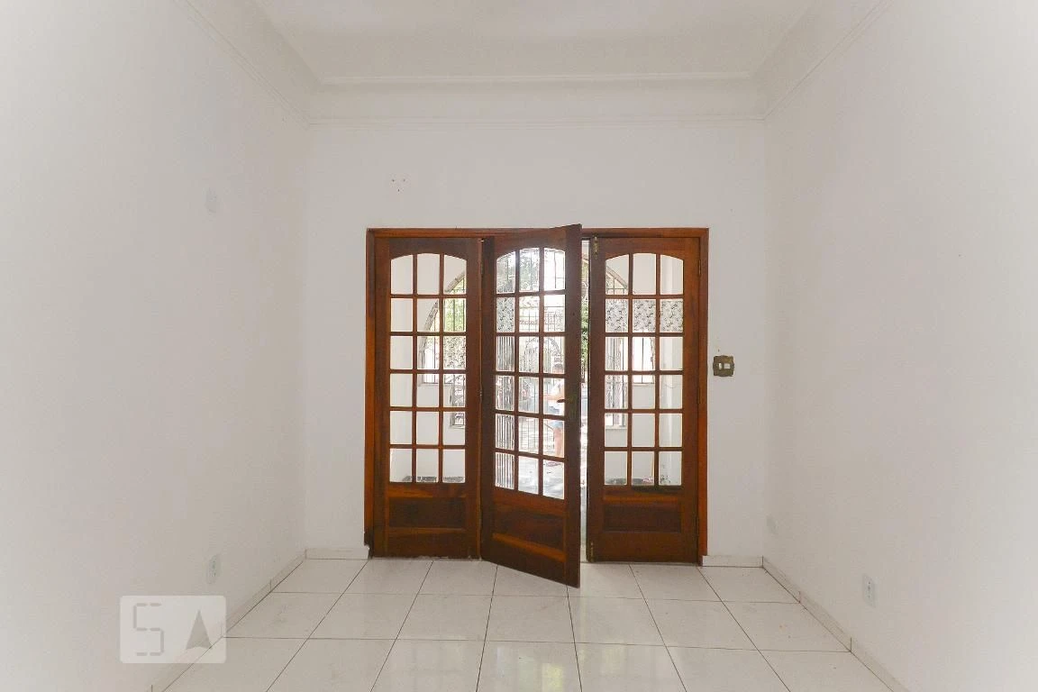 House for rent with 5 bedrooms and 2 bathrooms — photo 43