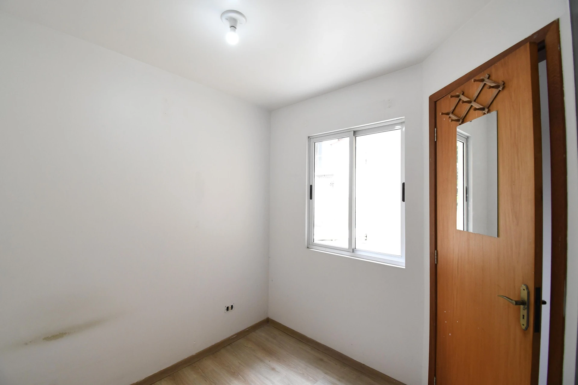 3-bedroom house with a garden in Curitiba — photo 25