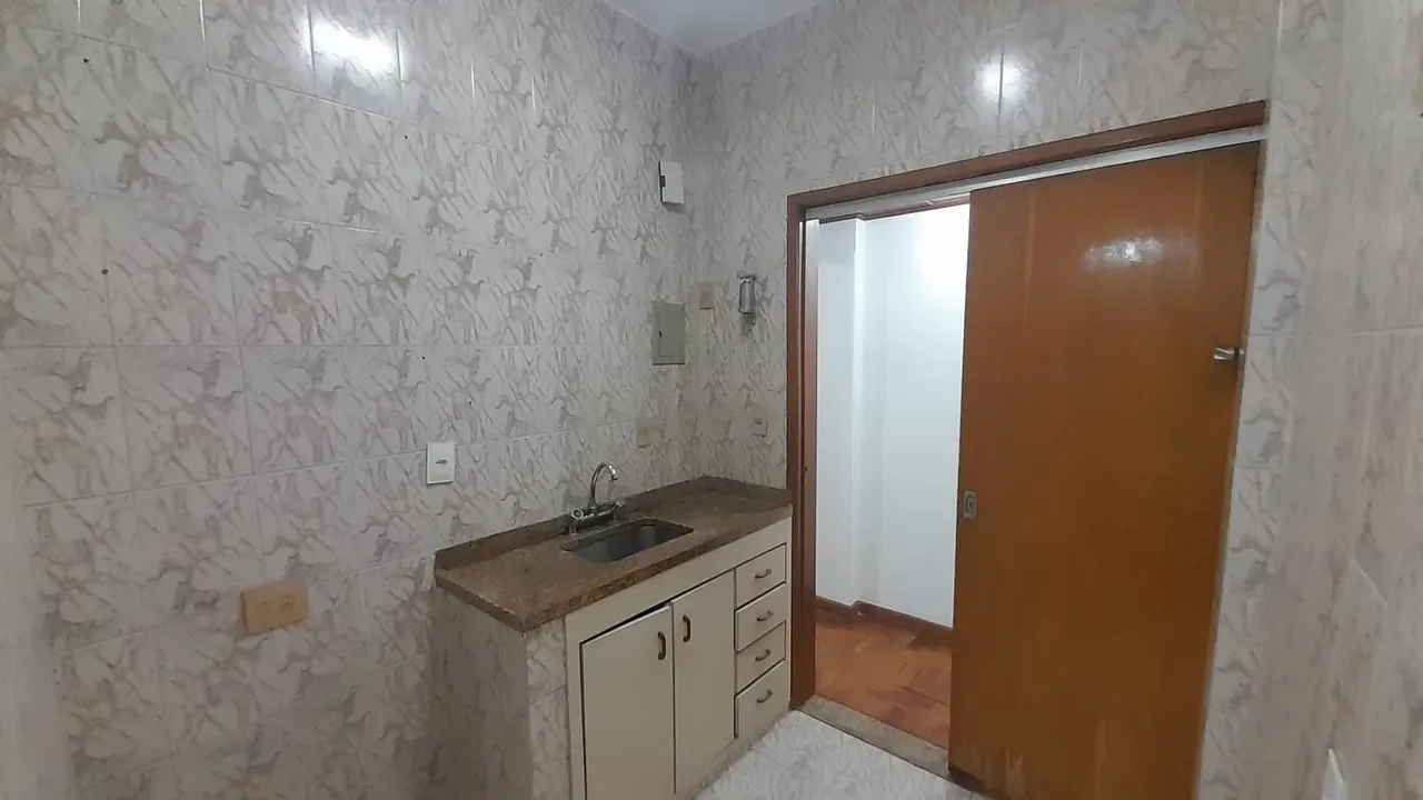 Apartamento com 2 quartos e box no banheiro — photo 20