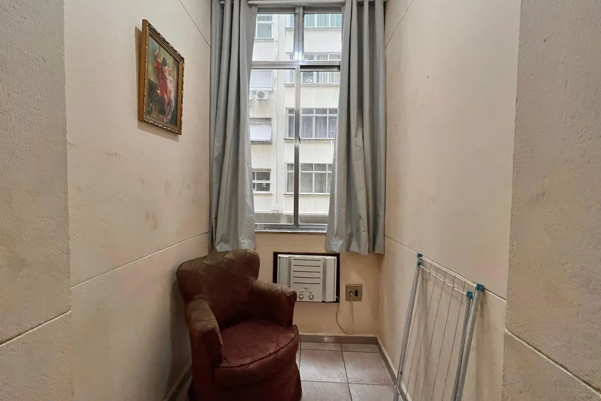 Furnished 2-bedroom apartment with a separate kitchen — photo 16