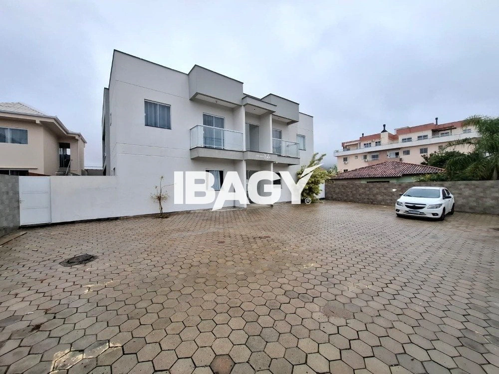 2-bedroom apartment, 65 m² — photo 2