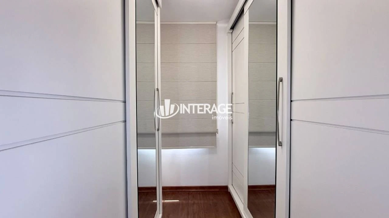3-bedroom house with a bathtub — photo 19