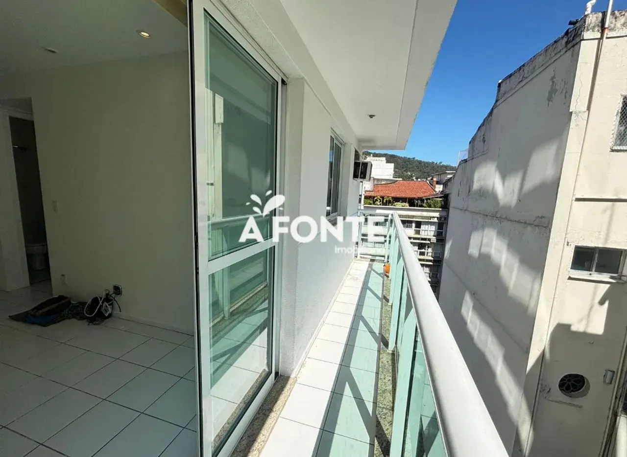 2-bedroom apartment with an open-plan kitchen and balcony — photo 7