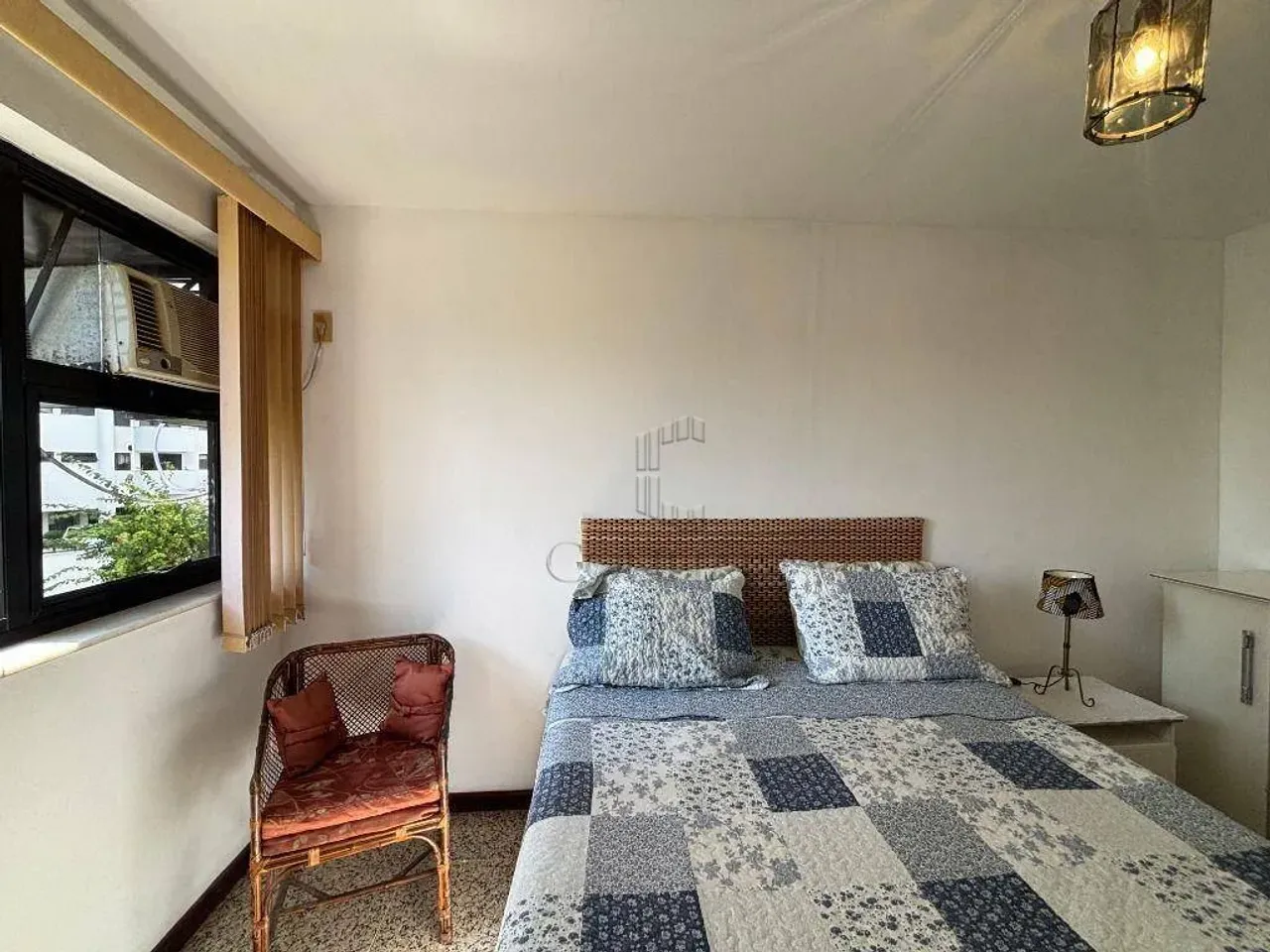 Furnished apartment with 2 bedrooms and 2 bathrooms — photo 14