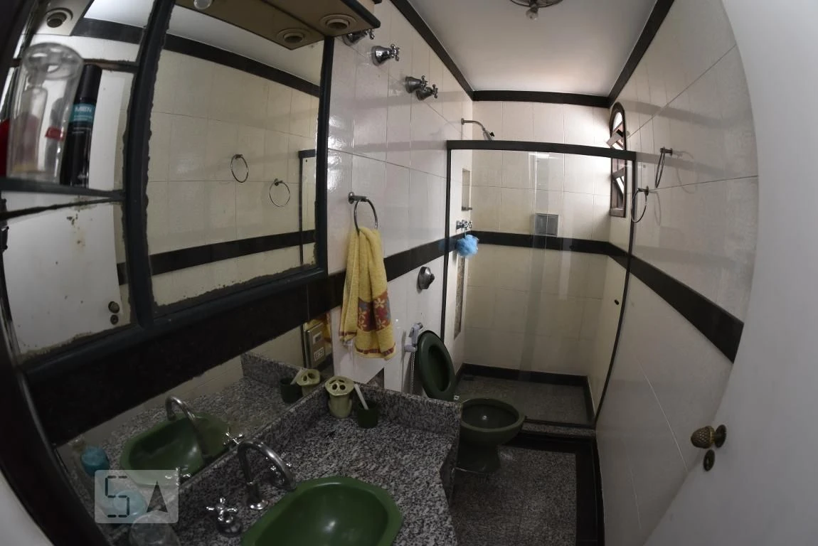 Casa com 4 quartos e 6 banheiros, com cozinha independente — photo 47