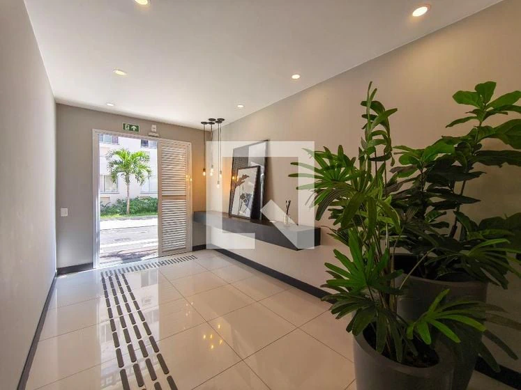Furnished apartment, 32 m², with floor-to-ceiling windows — photo 30