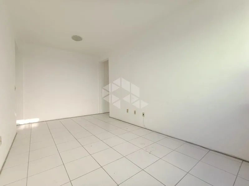 One-bedroom, 34 m² apartment in Florianópolis — photo 18